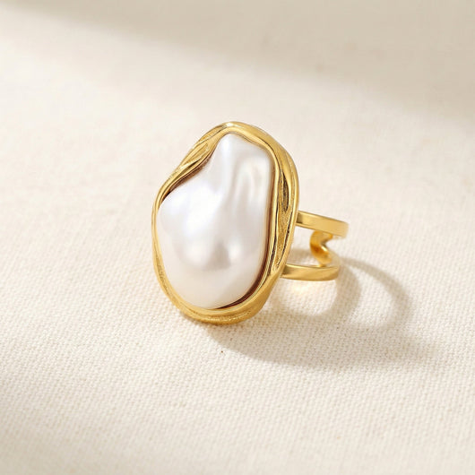Baroque Pearl Ring